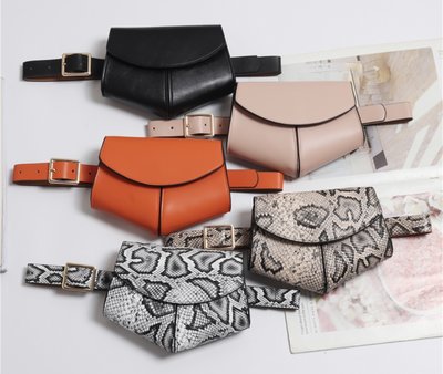 Waist Snake Bag Beige