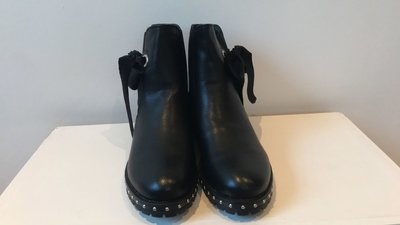 Bow Boots