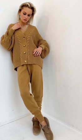Nancy Set Camel